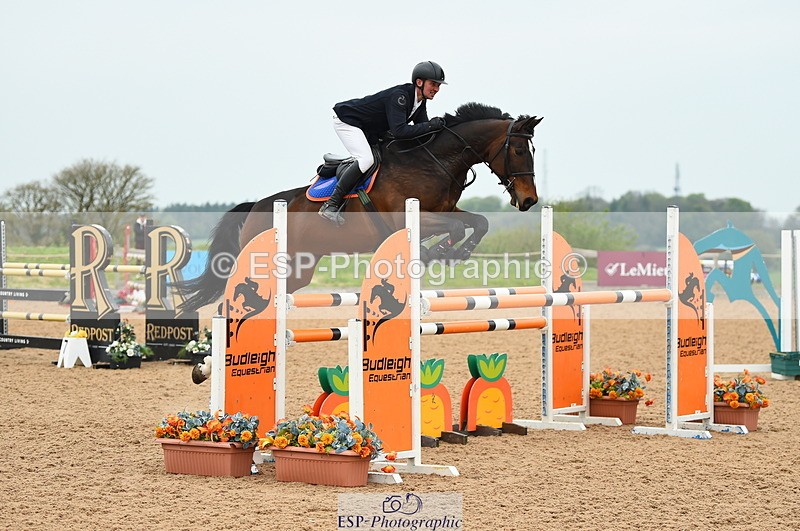 230504A-105138-00645 - Cls 9 Snr 1.20m Open