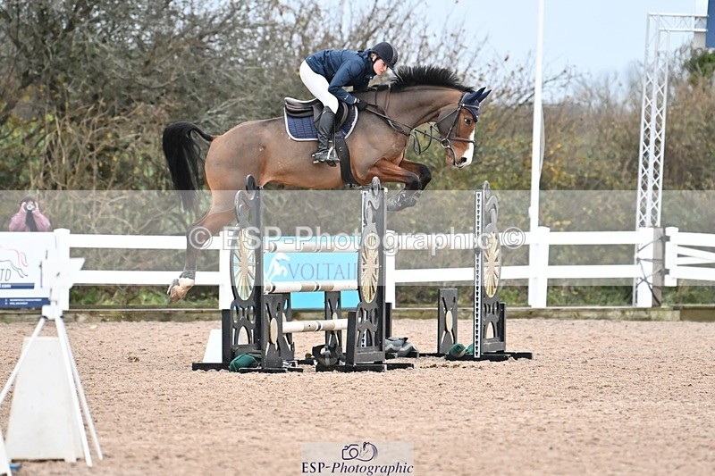 241206-140612-01049 - Cls 6 Foxhunter and 1.20m Open