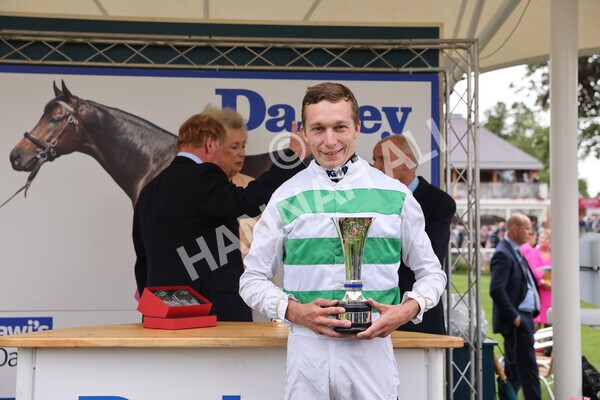 yr18082022r4-97 - Race 4 3.35pm Darley Yorkshire Oaks (British Champions Series Race)