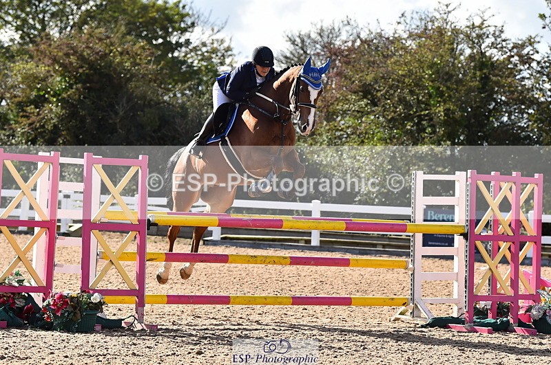 231014A-143140-05304 - Cls 15 1.05m Amateur Q 2nd R