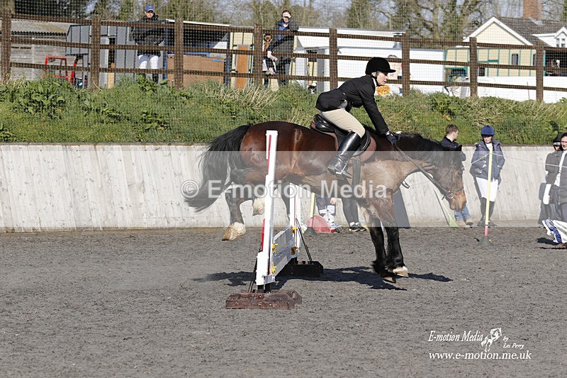 _EST0239 - Bourne Valley Riding Club Winter Showjumping 27/03/22