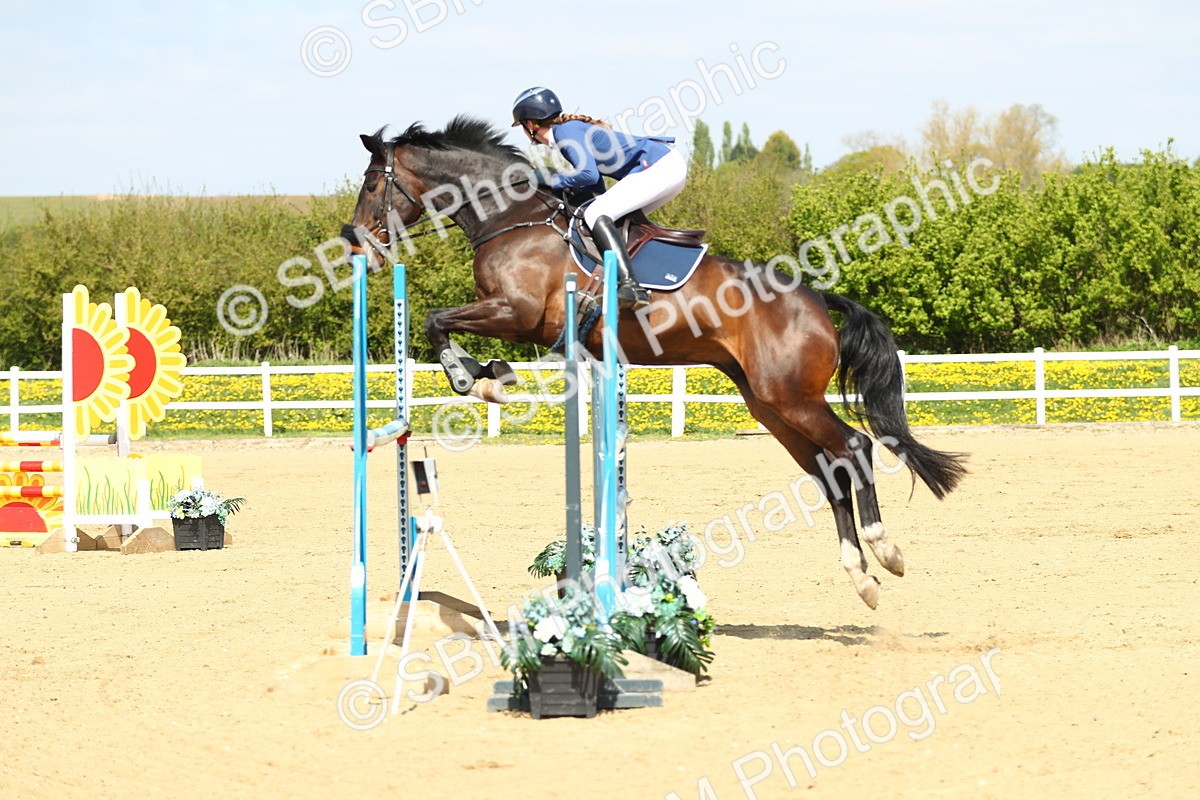 SBM_001337 - Class 5 - Senior Foxhunter 1.20m