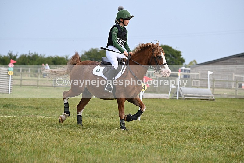WJ6_1678 - 60cm XC Time 13:22 to 13:53