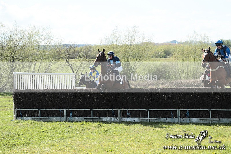 PtP 210425  1160 - Paxford Races Easter Monday 21/04/25