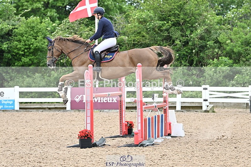 240523A-125537-01836 - Cls 4 Snr 1.20m Open