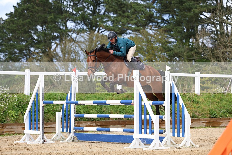 3E7A1738 - Class 7: Senior Newcomers/1.10m open