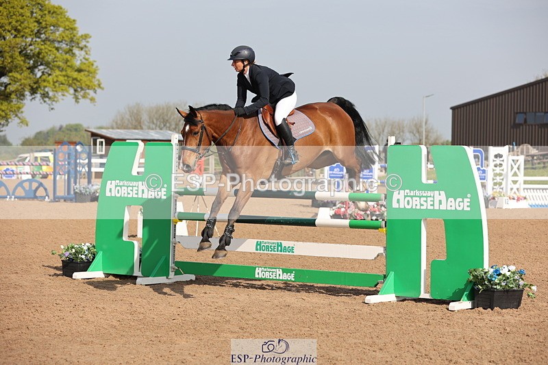 240511A-091907-11013 - Cls 32 Foxhunter