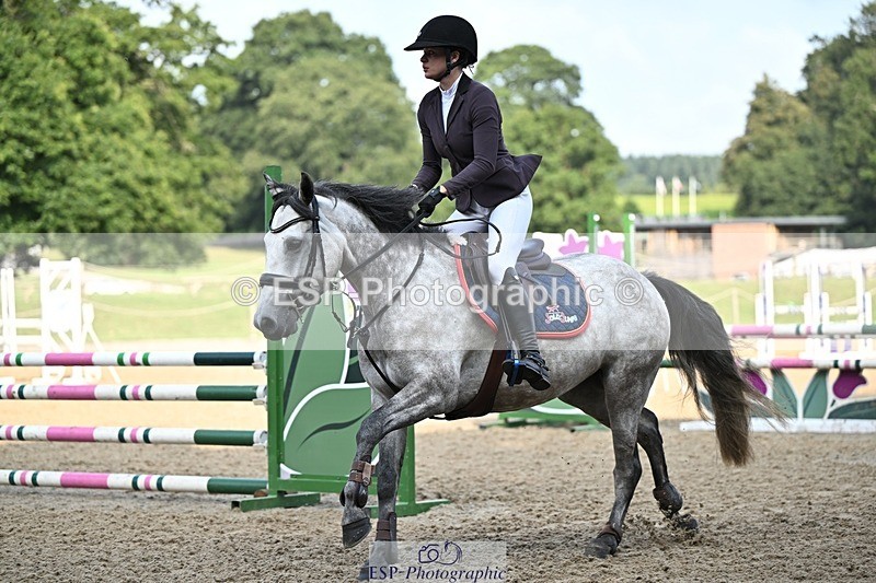 240818-091320-03343 - Cls 8A Snr British Novice