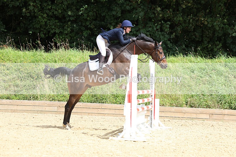 3E7A1597 - Class 13: Senior Newcomers/1.10m open