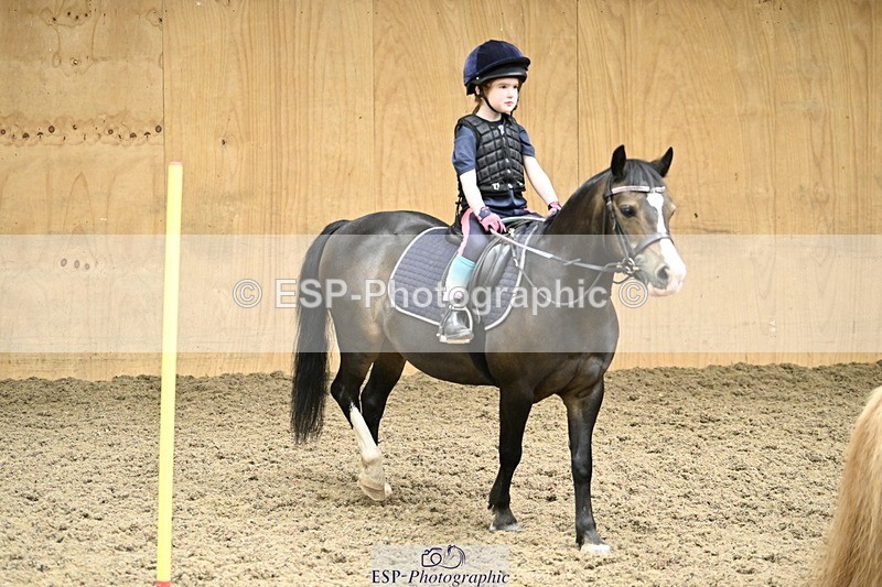 240728B-142709-00538 - Theo and Gemma's Groups Indoor