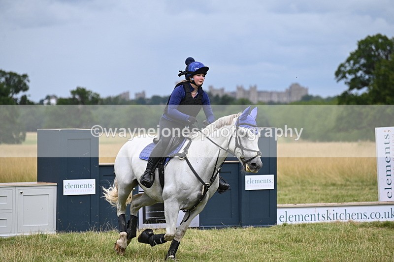 WJ6_4621 - Time at Jump 13:04 to 13:34