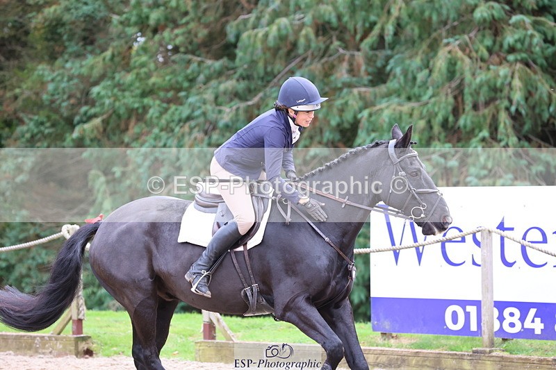 251026A-123216-24720 - F-470-Hannah.Cliffe