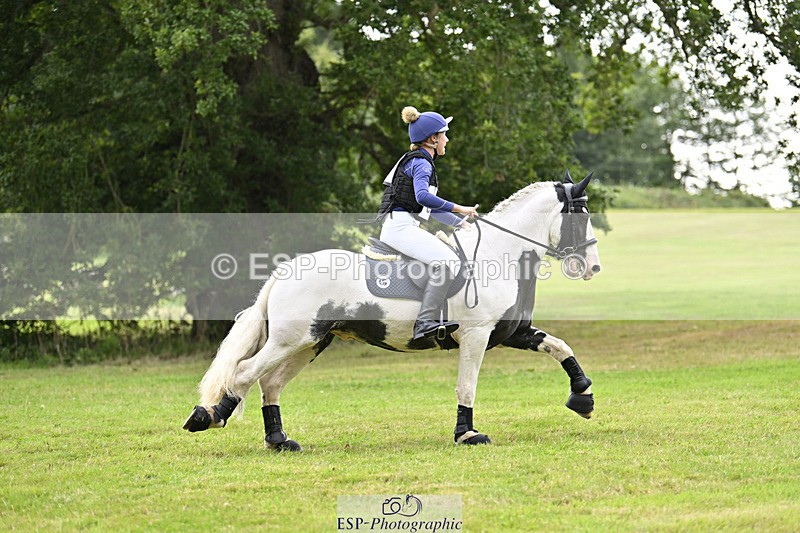 240825X-165924-37662 - 80cm XC 16.30 to 17.30