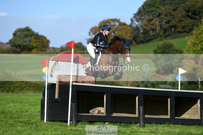 251024A-115236-09066 - B-104-Millie.Juleff