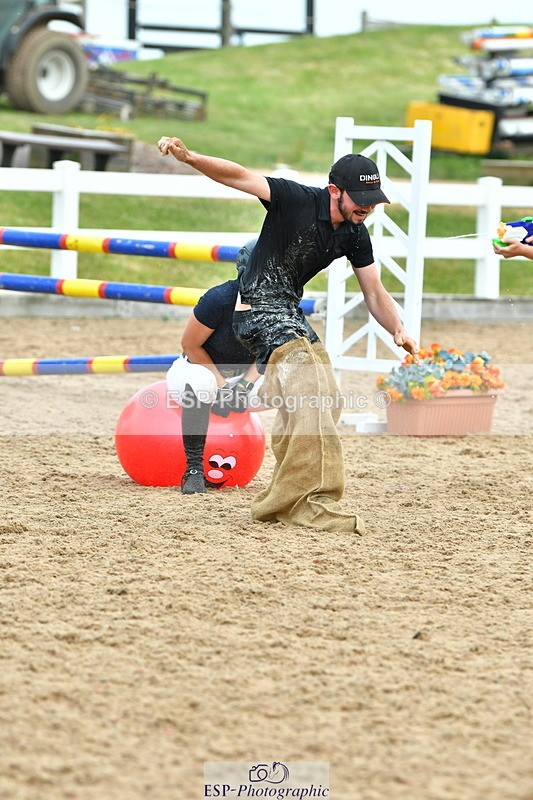 230609A-180316-02027 - Jolly Jumps Ride and Run