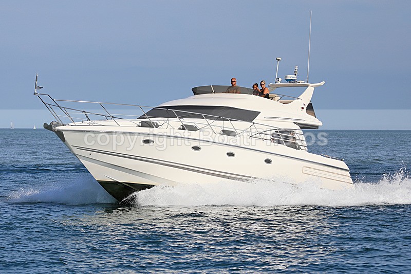 180804 KARNIGE - MANHATTAN 46 1Y3A5777 - Flybridge Cruisers