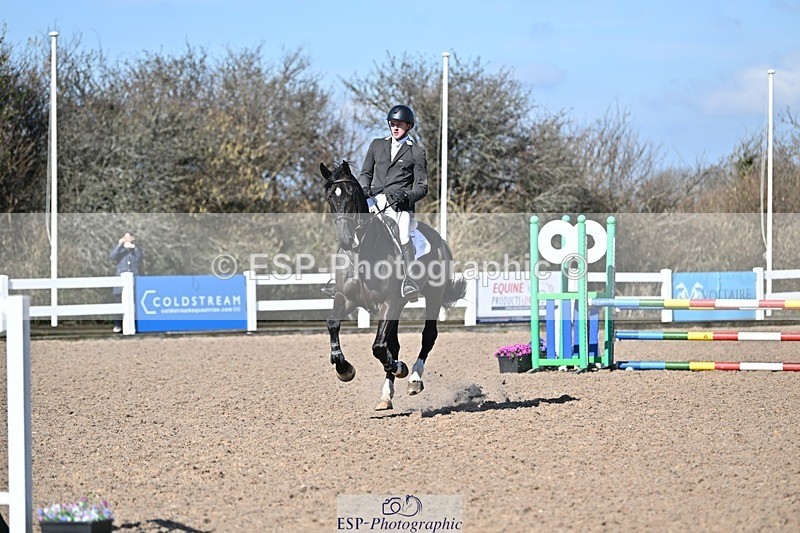250314-113653-00349 - Cls 2 British Novice and 90cm