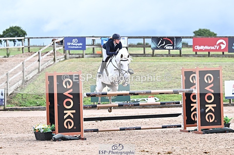 250731-110824-00512 - Cls 02 Snr Fox 1st Rnd