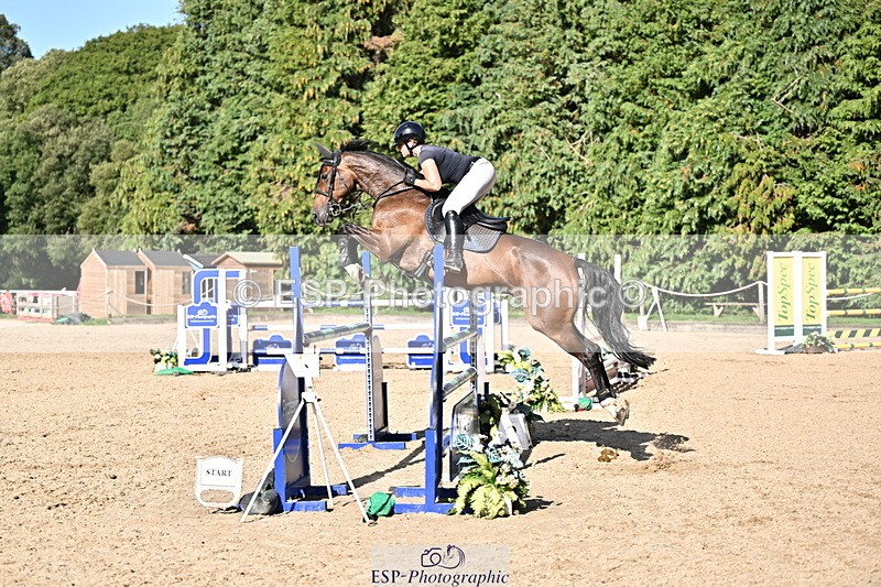 260906A-161736-04632 - Cls 24 Snr Foxhunter