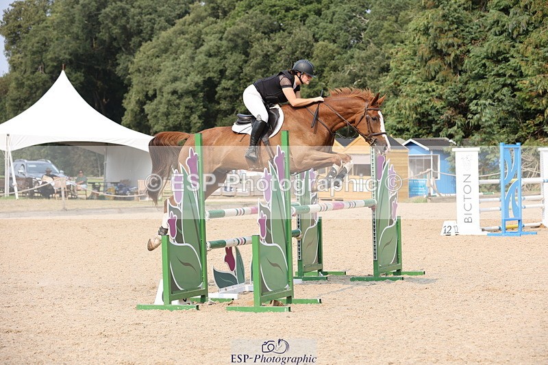 250816A-153324-02477 - Cls 8 Snr Newcomers