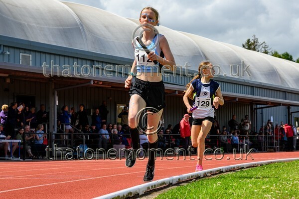 Relays25-916730 - Track Female Set One
