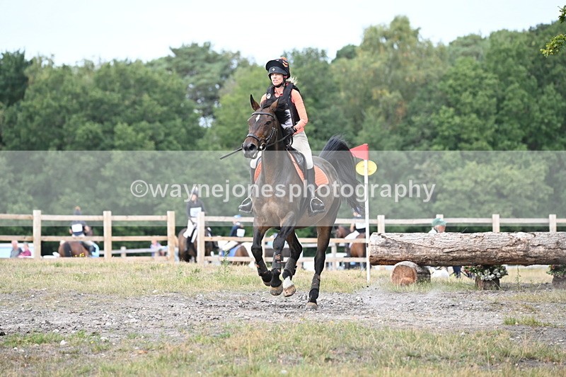 WJ6_9910 - XC Time 10:22 to 10:35