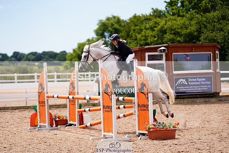 240629A-124800-05447 - Cls 18 Newcomers and 1m Open