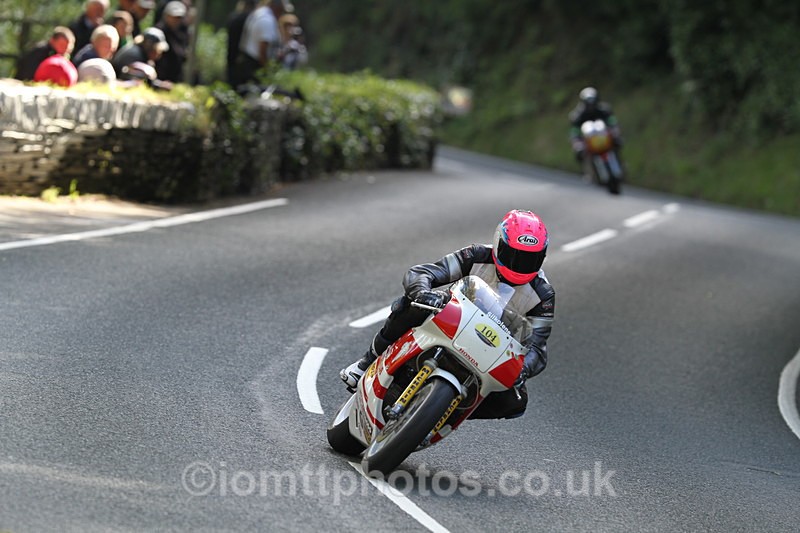 FOM_1174 - Classic TT Lap of honour