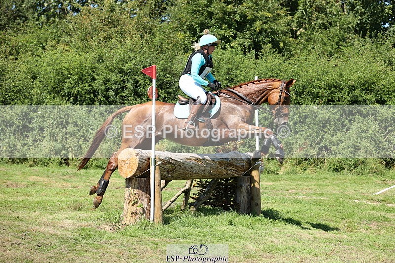 240811A-142831-04691 - 208-