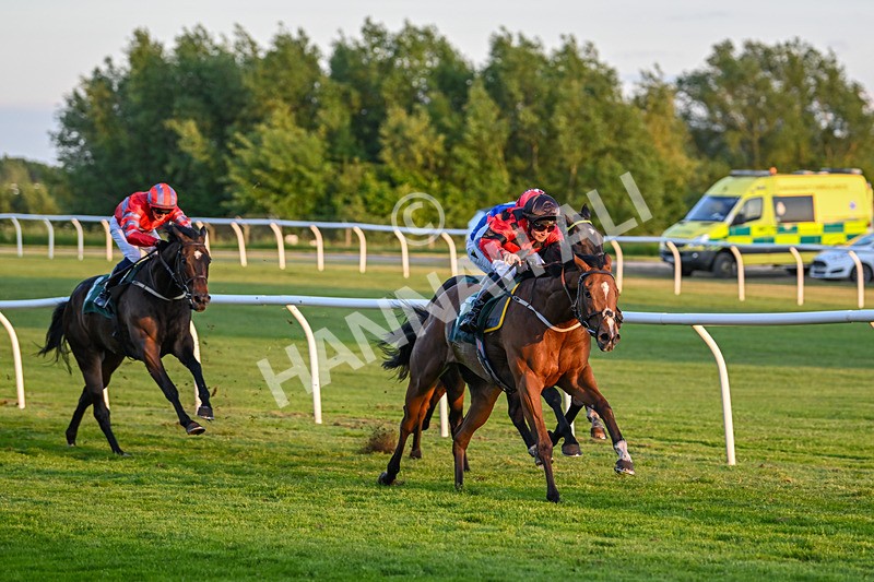 300525-Race 6-Glory Hyde-7999 - Race 6