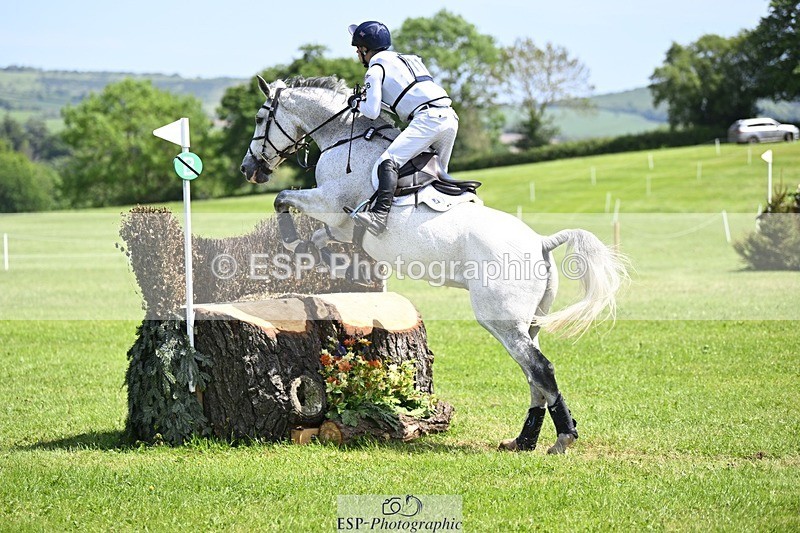 240525-130821-13638 - 111-FATHERS_COMPROMISE-Finn_Healy