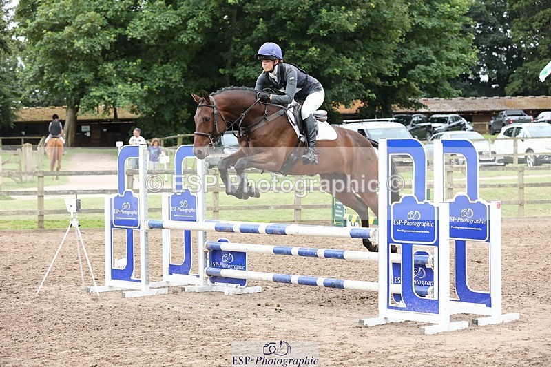 240803-114417-02451 - 077-Georgie_Selley-VICARSTOWN_VICTOR