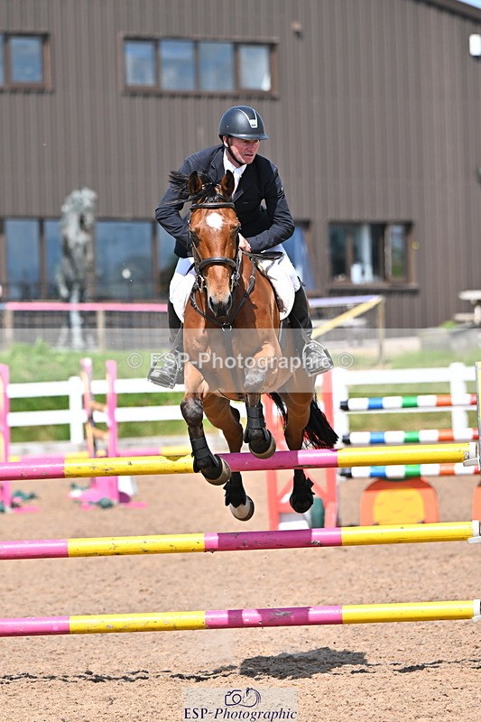 240619A-154149-00926 - Cls 5 Snr Foxhunter and 1.20m Open