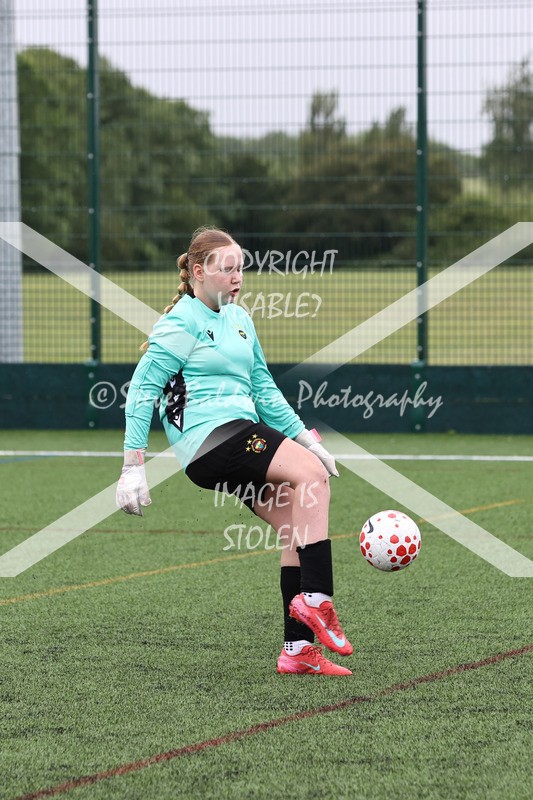 1DX32379 - Sat 6th U12 Girls