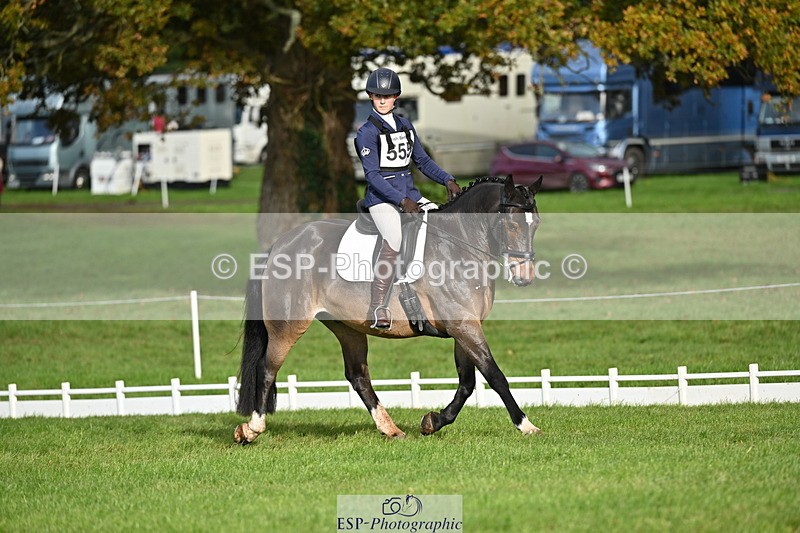 251024A-102037-08298 - G-555-Molly.Swain