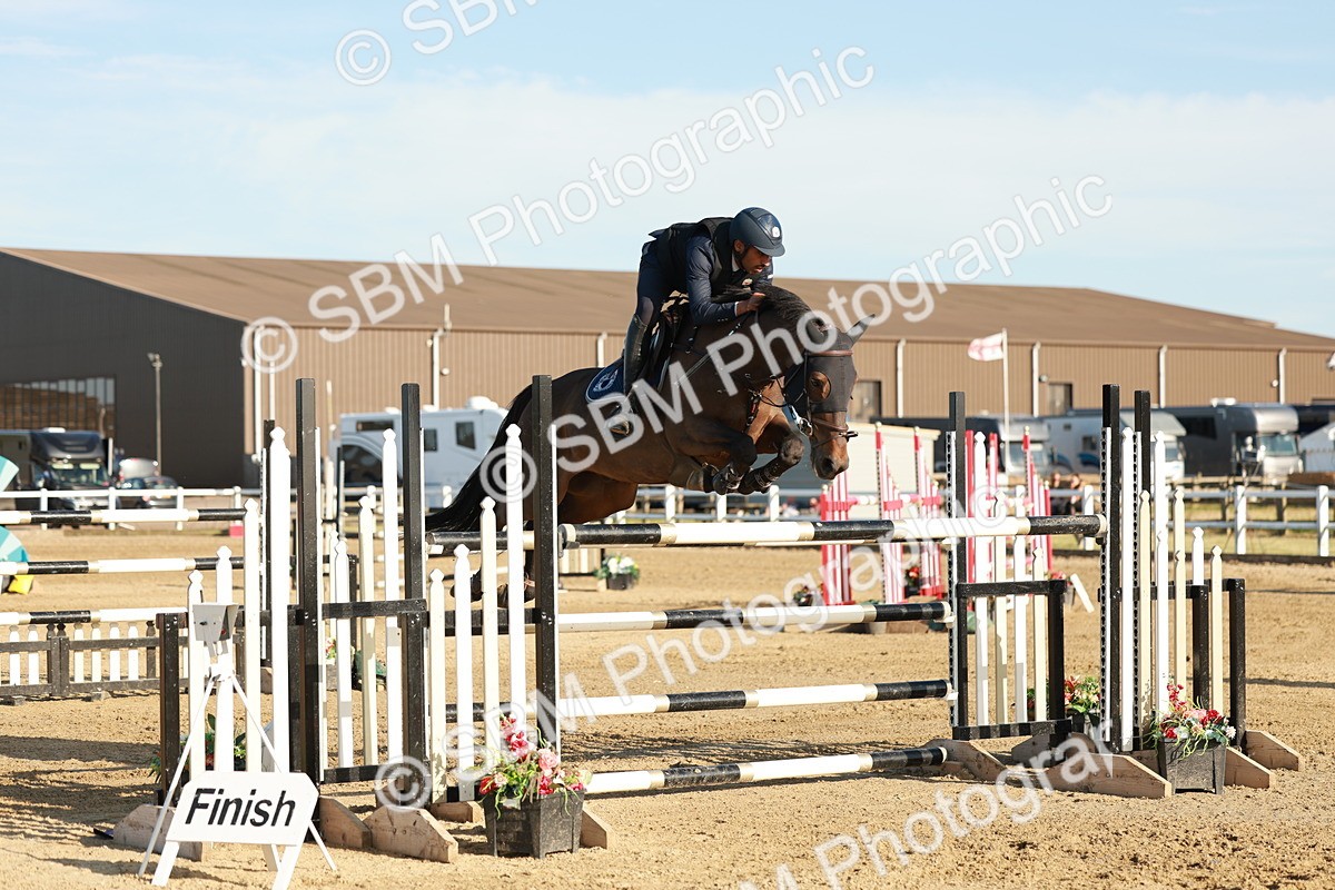 SBM_008861 - Class 6 - National 1.30m 1.40m Open Handicap