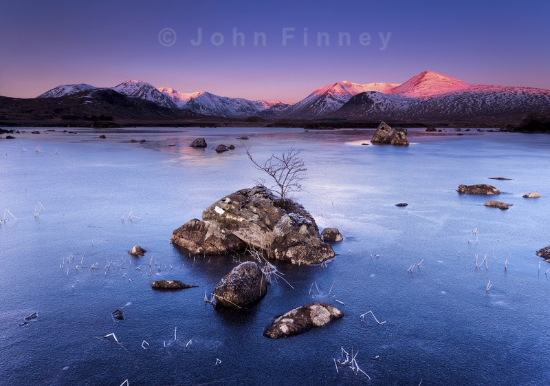 Lochna na Stainge, frozen Loch - Scotland (New images).