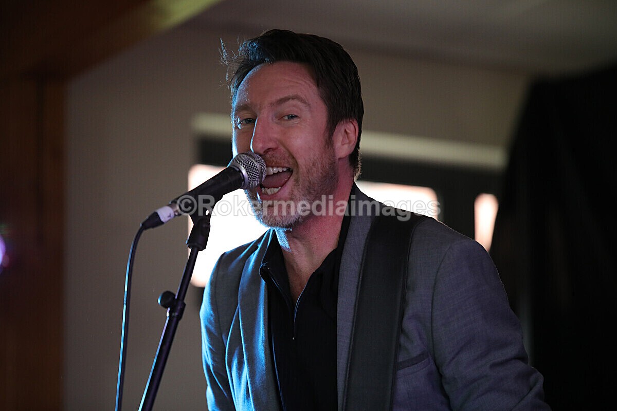 FOLK N BLUES-332 - FOLK and BLUES SEPT 2022