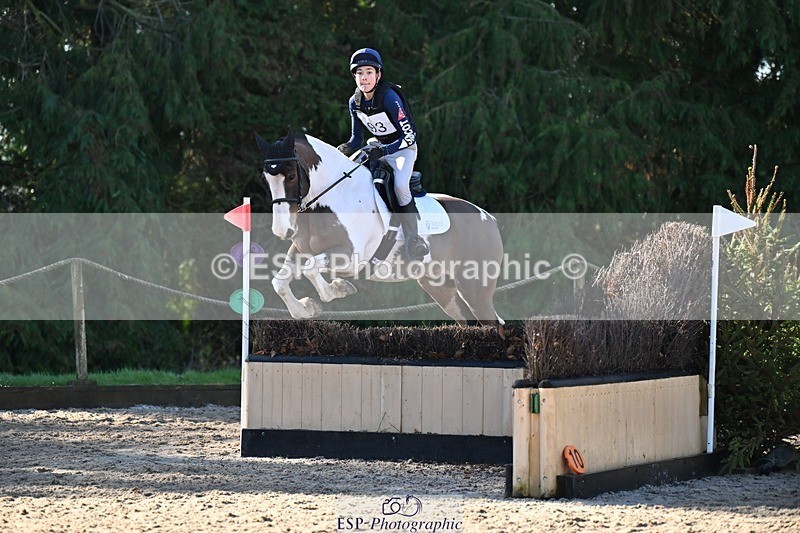 240303-101513-02802 - Cls 2 80-85cm Start to 11.00 CW