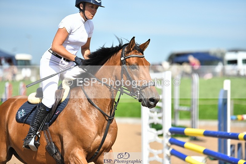 230903A-121200-04311 - Cls 14 1.10m Amateur Quali