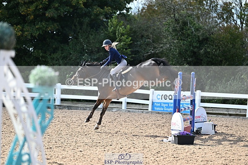 241005A-125523-03845 - SAT Cls 18 1.05m Amateur Jump Off and P