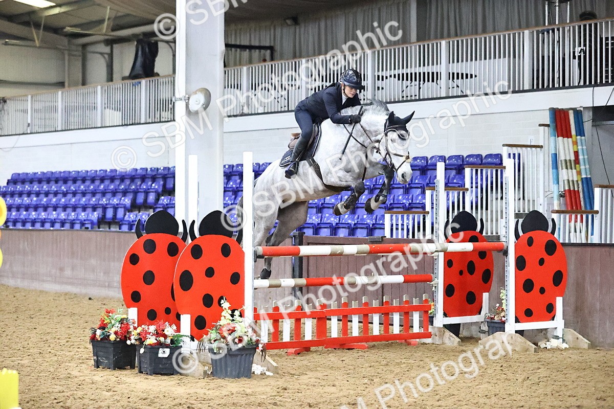 SBM_002337 - Class 11 - Senior Foxhunter - 1.20m