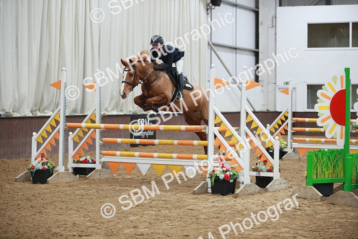 SBM_001126 - Class 4 - Senior Newcomers - 1.10m Open