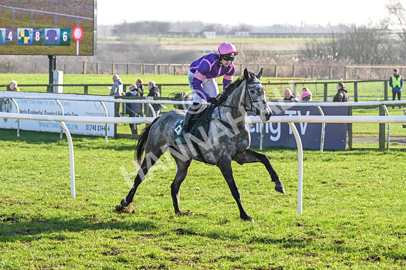 040326-Race 2-Riviera Walk-8657 - Race 2