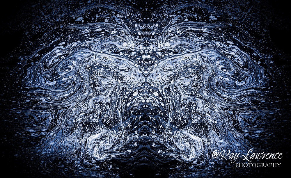 Alien Invader_RLP72912c - Creative - Fine Art