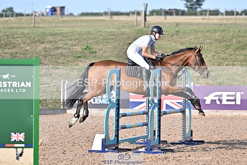 250812-180701-00405 - 90cm