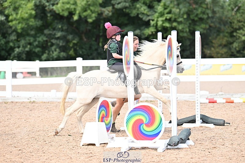 250821B-144450-00848 - Group D - Thomasina