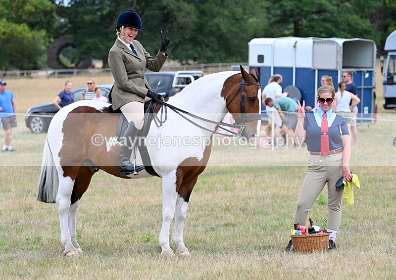 WJ7_4594 - Class 12 Ridden Cob