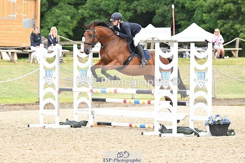 240704-092434-00308 - Cls 6 British Novice and 90cm Open