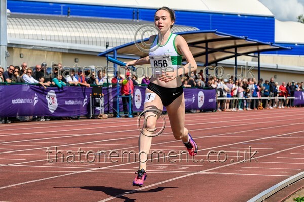 Relays26-915190 - Female Set Three